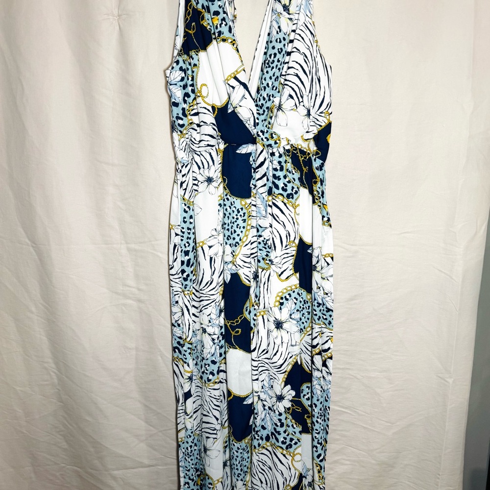 Zenobia Navy and White Patterned Maxi Dress